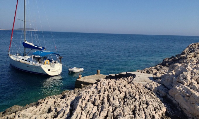Vis Boat Rental | Sailing holiday-be in touch with nature with this unique accommodationnn