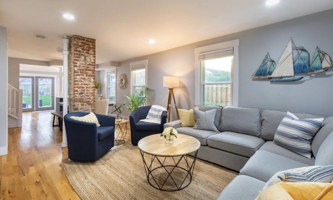 West Annapolis House | Sailor's Retreat! Perfect home for the getaway weekend. Best location!
