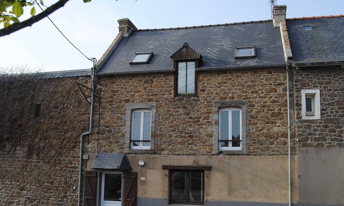Saint-Malo House | Saint-Malo, charming house between and sea, max 12 sleeps