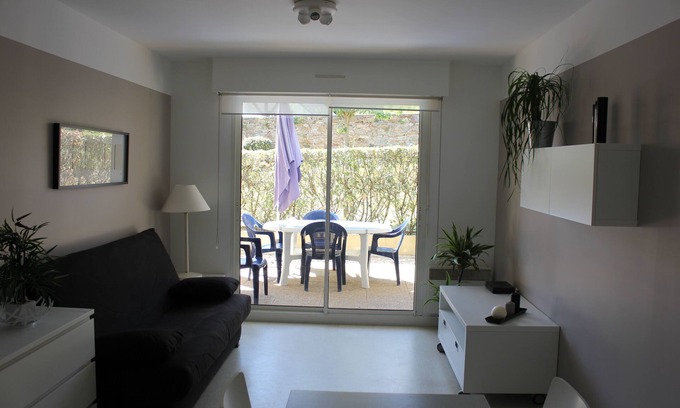 Saint-Marc-sur-Mer Apartment | Saint Marc Sur Mer: apartment/flat - 2 rooms - 4/5 persons