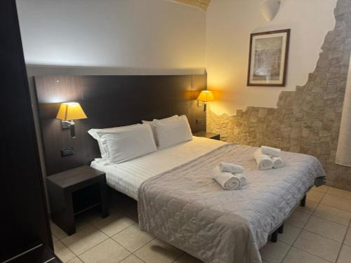 Vatican House | Saint Peter Loft