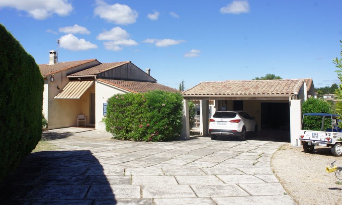 Saint-Siffret House | Saint Siffret: House / Villa - SAINT SIFFRET