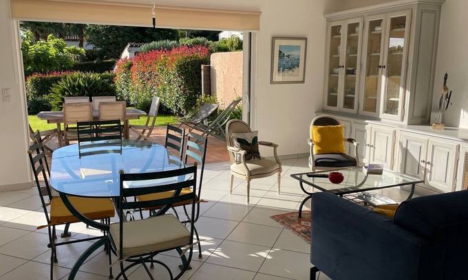 La Nartelle House | Sainte maxime nice house 250m from la nartelle beach .clim wifi