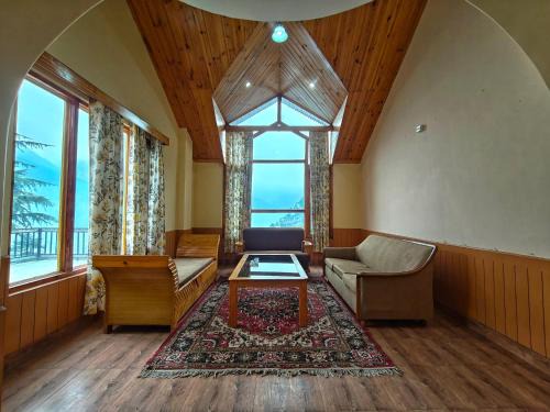 Manali House | Sakinn Stays- Scenic Mountain and Valley View Guest's Favourite and Awarded Cottage