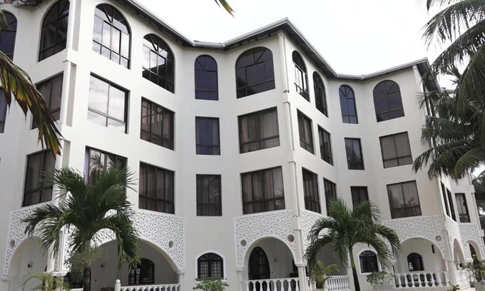 Mtwapa Hotel | Salama Bling Beach Resort
