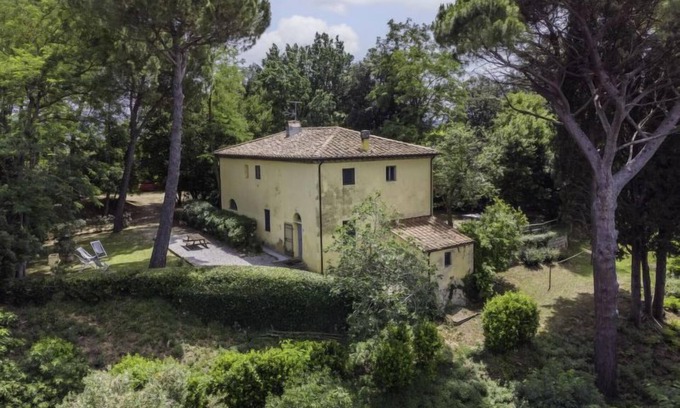 Lorenzana House | Saletto by Interhome