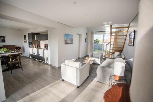 Groffliers House | Salicorne Villa rénovée à l'orée de la zone naturelle