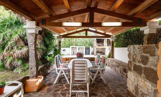 Calasetta House | Salina Heaven Retreat 1