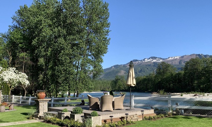 Sultan House | Salmon Beach Retreat: Luxurious riverfront home w/ private sandy beach!