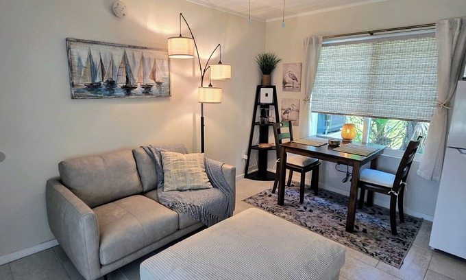 Panacea Cottage | SALT AIR AND SERENDIPITY Unit B