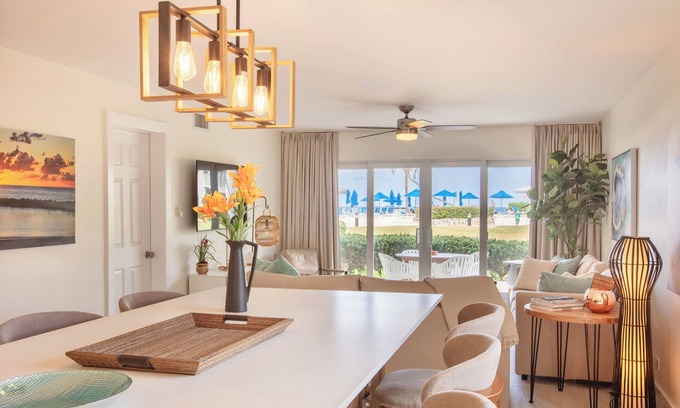 Seven Mile Beach Condo | Salt and Sand - renovated 2b/2b condo at Sunset Cove on famous Seven Mile Beach