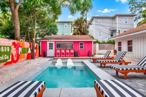 Savannah Beach Apartment | Salt Gypsy Unit B Resort Style Outdoor Space wPool
