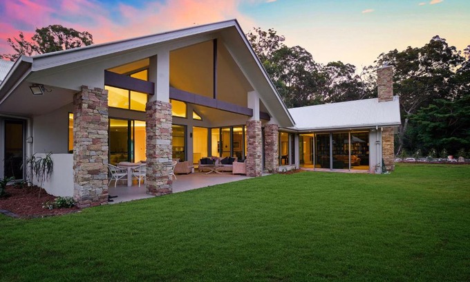 Neranwood House | Salt Hinterland Retreat - Gold Coast Hinterland