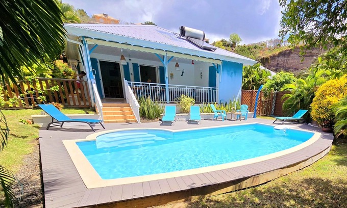 Le Diamant Villa | Salt pool 3 bedrooms 2 bathrooms, 400 m from the sea and the village