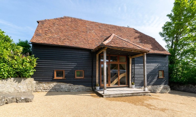 Boughton Monchelsea House | Salts Barn - Two Bedroom House, Sleeps 4