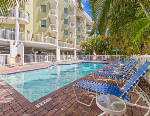 Treasure Island Apartment | Salty Daze at Crystal Palms