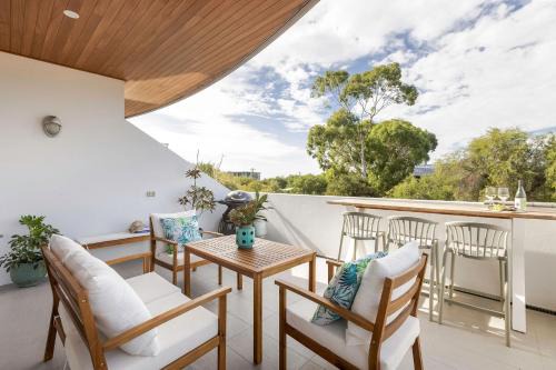 Dunsborough Apartment | Salty Solstice-Beachside Dunsborough Town