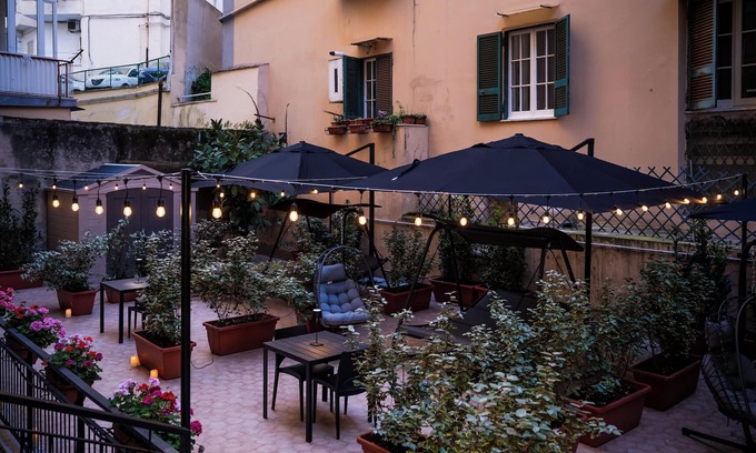 Arenella House | Salvator Rosa Rooms