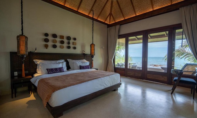 Rayong Hotel | Samed Tamarind Beach Resort