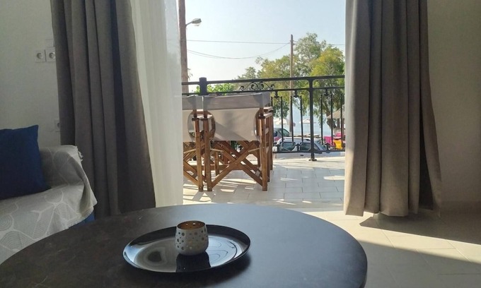 Kampos Marathokampou Apartment | Samos Home by the sea