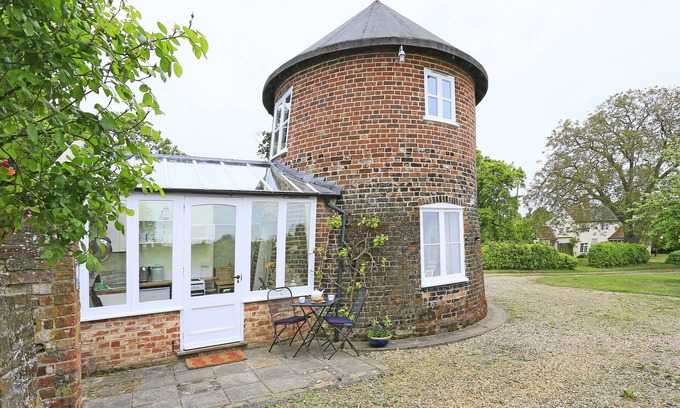 Wickham Market House | Sampson's Mill - One Bedroom House, Sleeps 2
