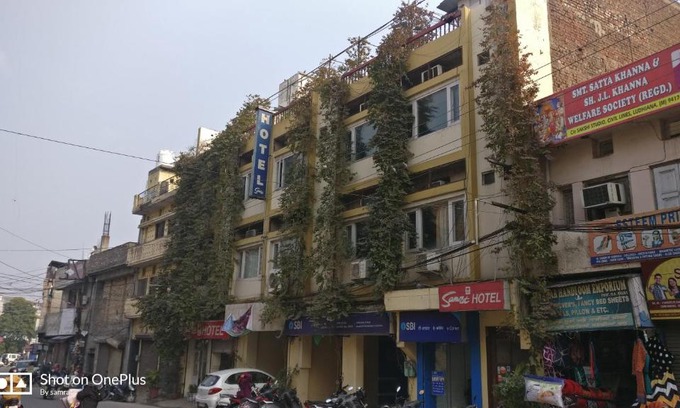 Ludhiana Hotel | Samrat Hotel
