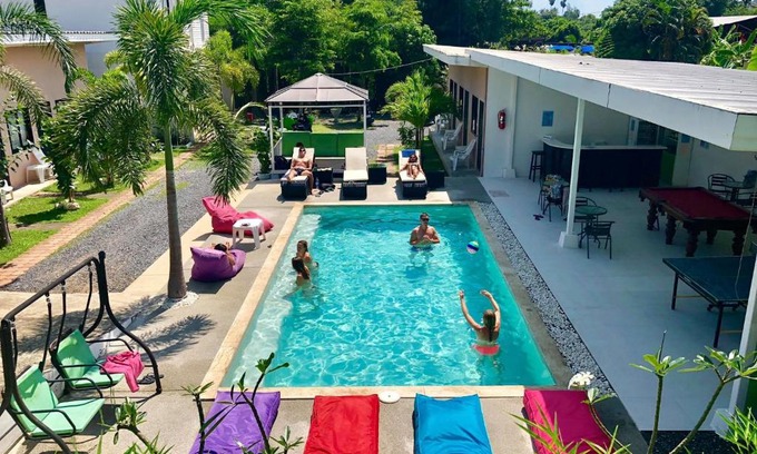 Plai Laem Hostel | Samui Backpacker Hotel