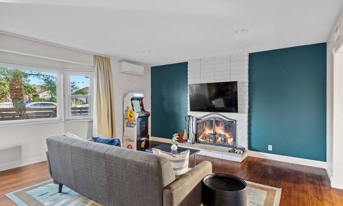 Logan Heights House | San Diego City Escape – Perfect for Families, Groups, & Business Travelers