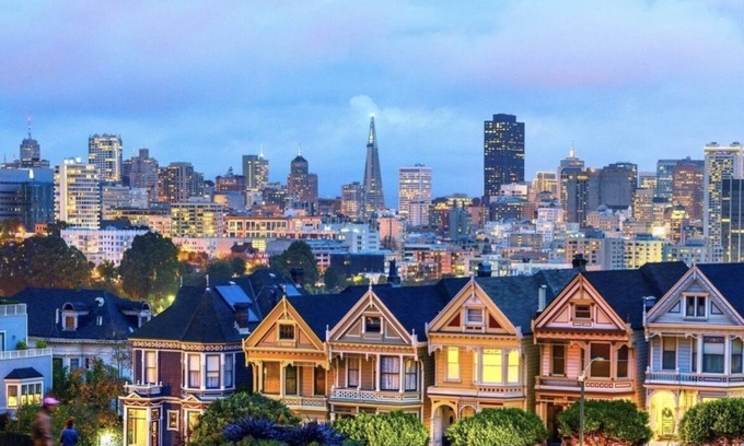 Cow Hollow Condo | San Francisco Condo with Golden Gate Bridge View. 30-day minimum.