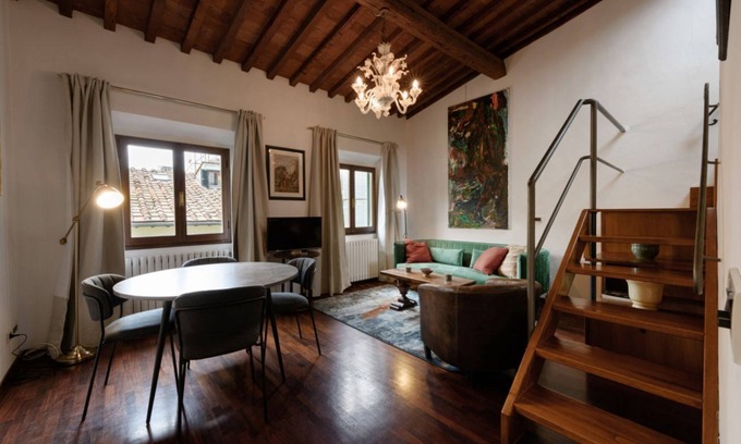 Santo Spirito Apartment | San Giovanni House in Florence by Mmega