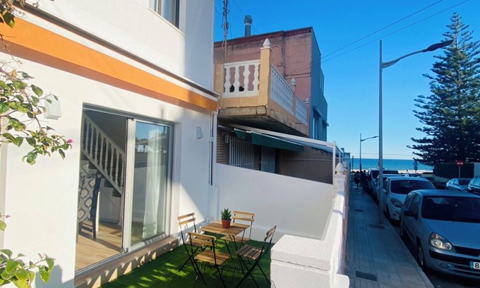 Coveta Fuma Ski Chalet | San Juan Beach, White House