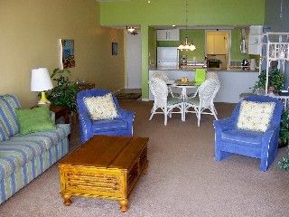 Redington Shores Apartment | San Remo #406 2BR 2BA
