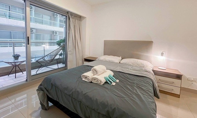Villa Crespo Apartment | San Telmo Studio Pool Balcony