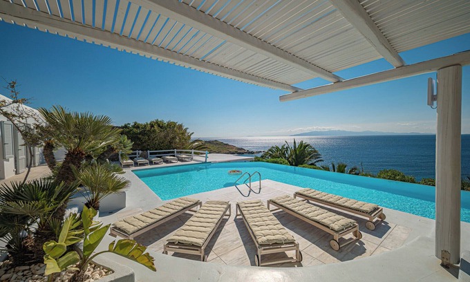 Agios Ioannis Villa | Sanarte villa 1, 6br w/private pool and sea view!