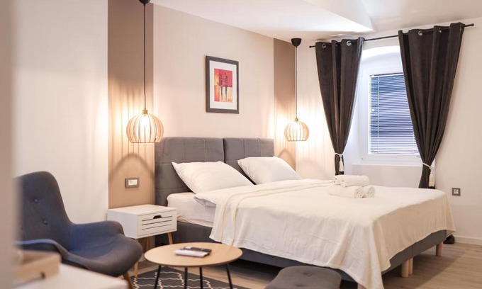 Zadar Old Town Apartment | Sanchi-Bossa Residence