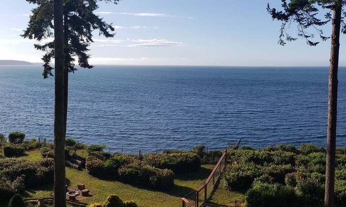 Sequim House | Sanctuary by the Sea