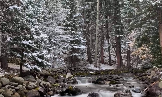 Idaho Springs House | Sanctuary Escape on River W/Hot Tub, Sauna & Piano