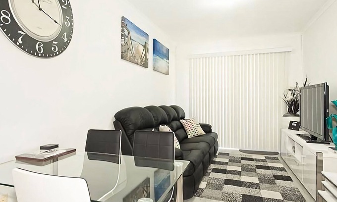 Sawtell Apartment | Sand and Sea 1 is a newly renovated, two bedroom ground floor unit, right next to the beach.