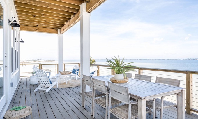 Navarre Beach House | "Sand Dollar Cottage" Luxury Water-front Home! Amazing Views! Game Room
