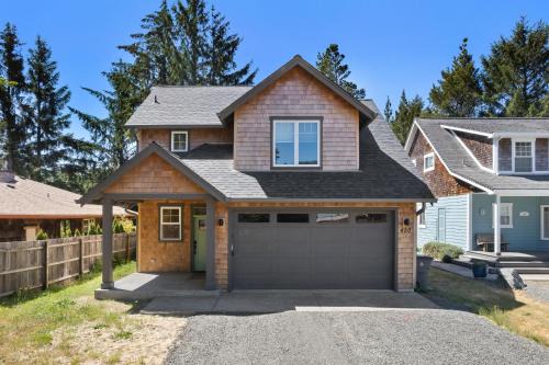 Manzanita House | Sand Dollar House MCA#50380