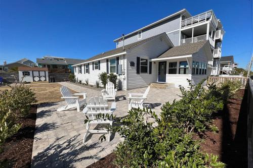 North Carolina Coast House | Sand Dollar Retreat by Sea Scape Properties