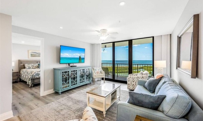 Marco Island Condo | Sand Dollar Sunsets, a South Seas Oceanfront Condo