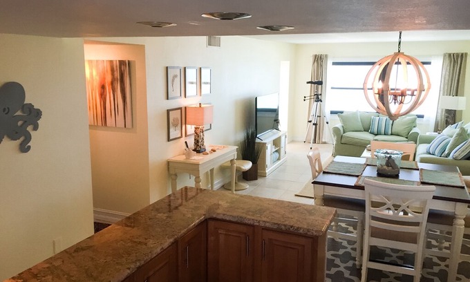 Clearwater Beach Apartment | Sand Key Penthouse on the Beach,Penthouse Condo in Harbour Light Towers