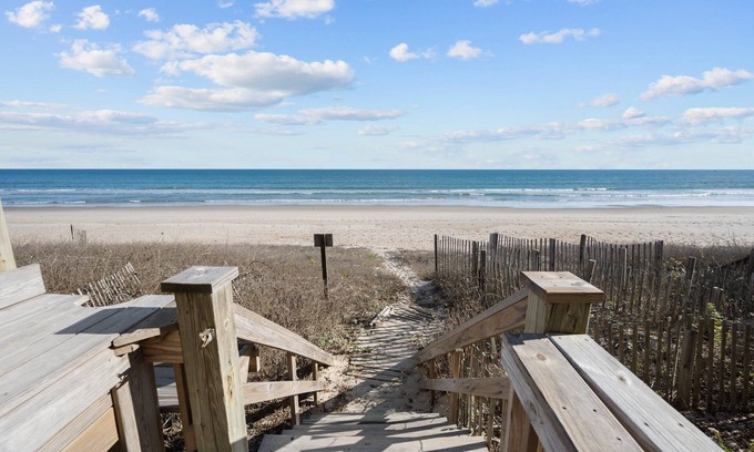 Surf City House | Sand Sational! Oceanfront 4-BR house in Surf City/Topsail Island, Pet Friendly
