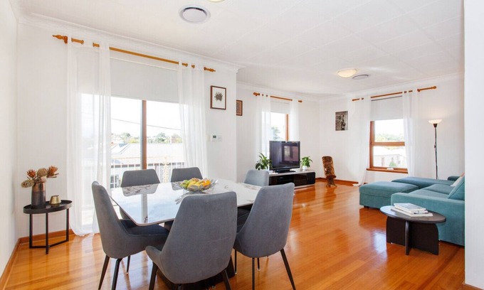 Fremantle Apartment | Sandcastle Loft - The Ultimate Fremantle Escape