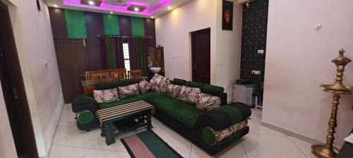 Neyyattinkara House | Sandesh Home Stay