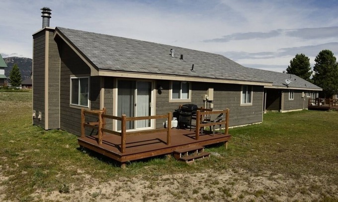 Horse Butte House | Sandhill West Home - comfortable family retreat with great views