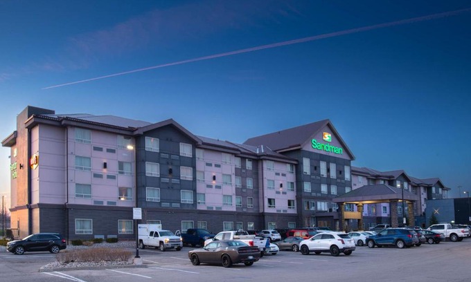 Oakville Hotel | Sandman Hotel Oakville