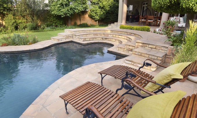 Sandown House | Sandown Guesthouse