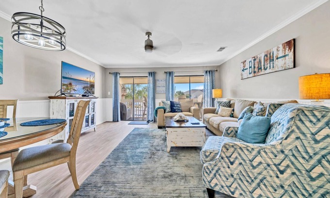 Holiday Isle Condo | Sandpiper Cove 7200- Adorable Condo Near Beach w/pools ~ Pet Friendly